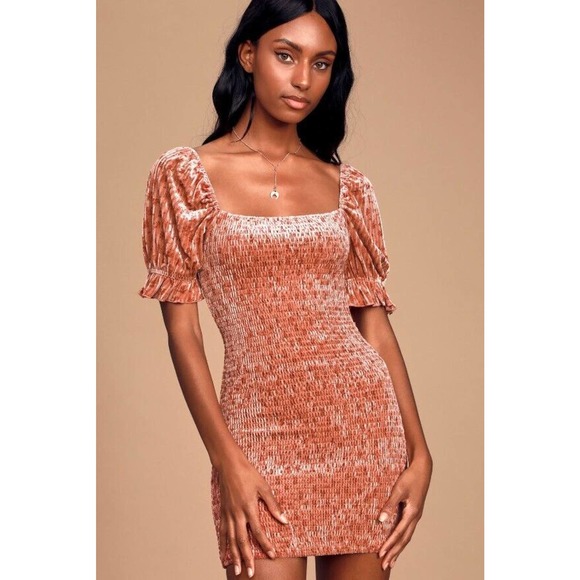 Lulus Dresses & Skirts - LULUs My Fleur Ever Rusty Rose Floral Print Velvet Smocked Mini Dress, XL NWT